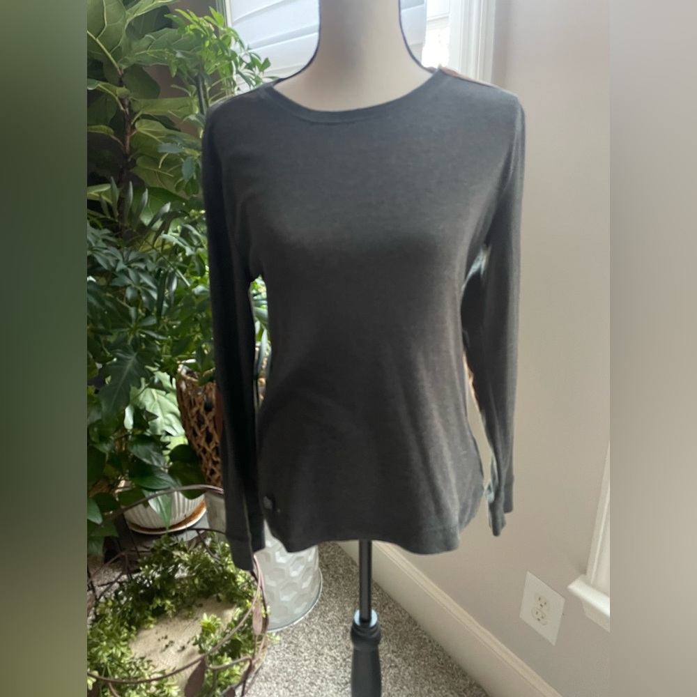 Ralph Lauren Grey Woman’s Henley in SZ L in gently used condition